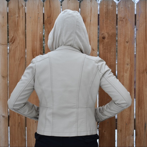 ❌SOLD❌ Tan JouJou Small Faux Leather Jacket w/ Hood - Picture 9 of 10